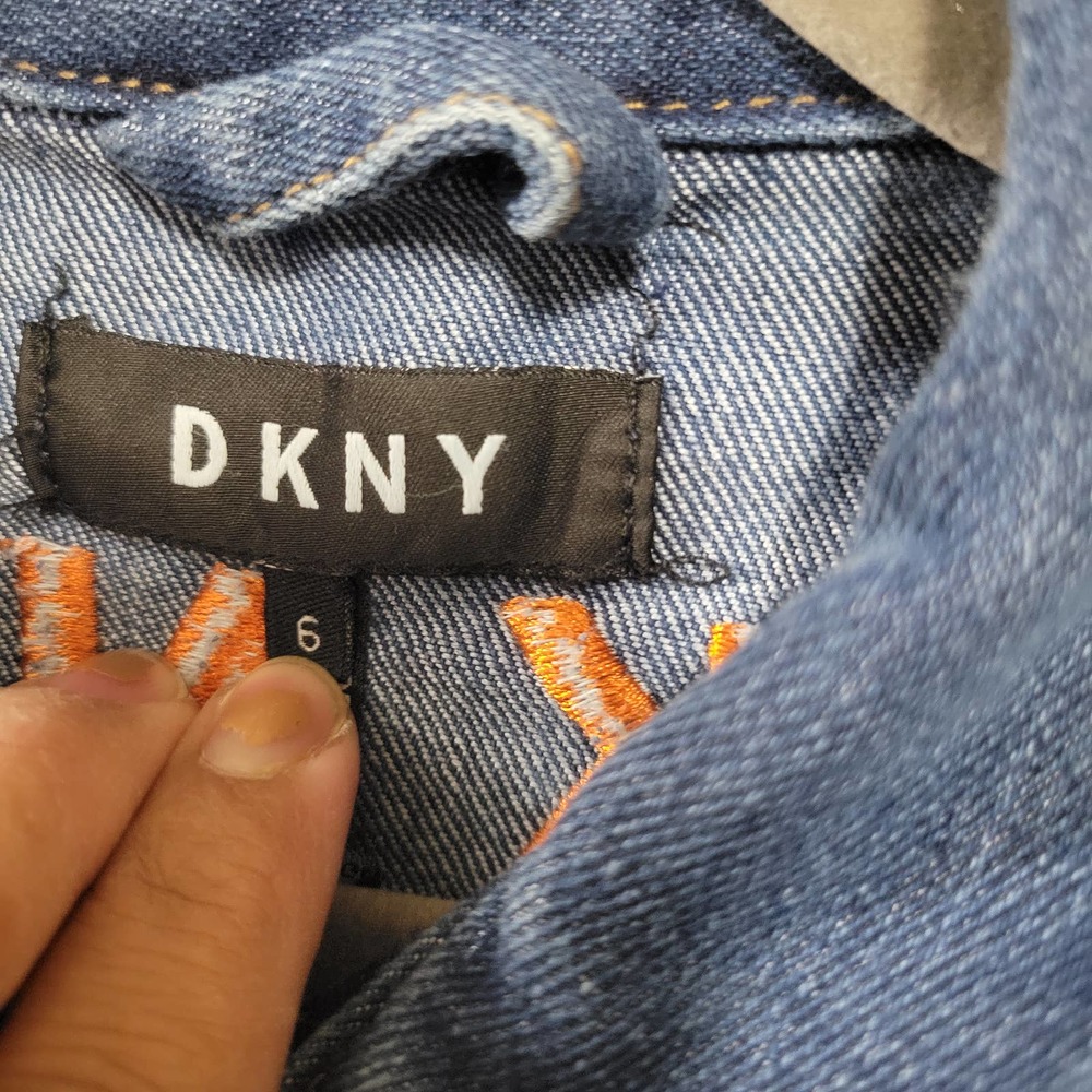 DKNY Girls Button Down Denim Jacket 6 - Picture 4 of 5